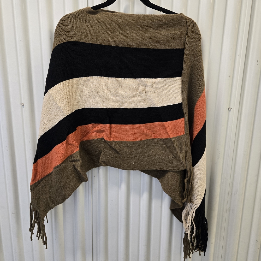 NWOT Chic Striped Poncho with Fringe